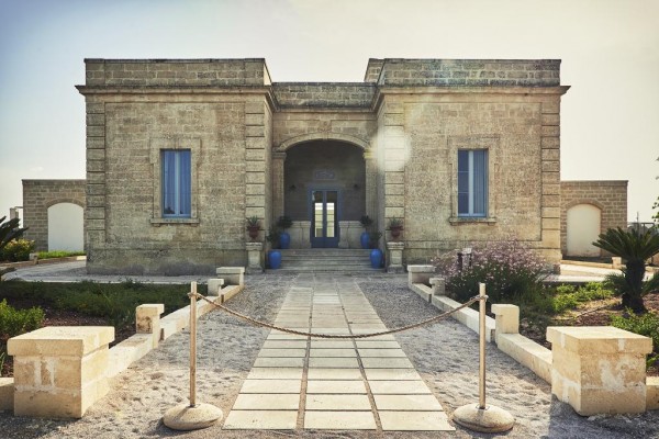 RELAIS MASSERIE LE CESINE