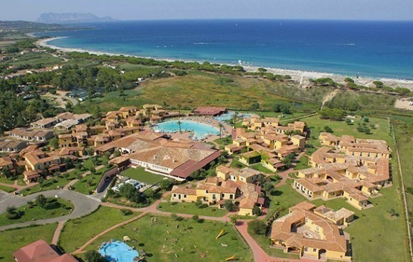 BAIA DEI PINI RESORT